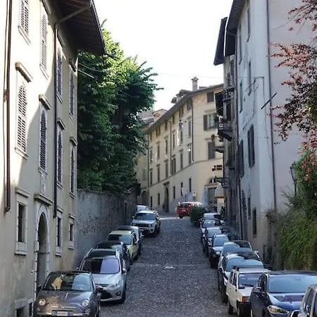 Luxury Charm Centro Apartment Bergamo