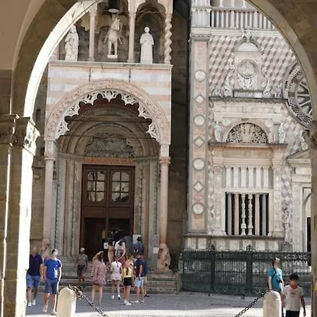 Apartment Luxury Charm Centro Bergamo
