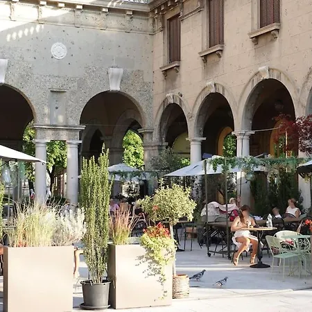 Luxury Charm Centro Apartment Bergamo
